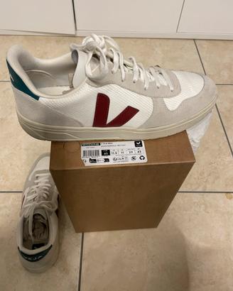 scarpe Veja tg 45 bianche , bordeaux, verde