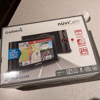 Navigatore Garmin nüviCam LMT