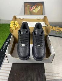 Nike Air Force 1 Nere Taglia 40