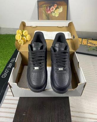 Nike Air Force 1 Nere Taglia 40