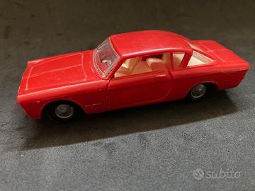 POLITOYS n. 47 – FIAT 2300 COUPÉ Scala 1:41