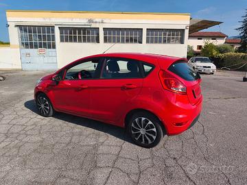 Ford Fiesta 1.4 Titanium Bz-GPL