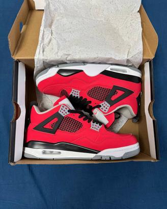 Air Jordan 4 Retro Red Thunder