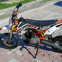 Pit bike