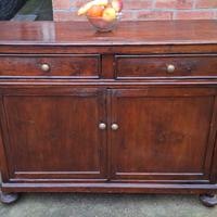 Credenza stretta rustica da cucina 