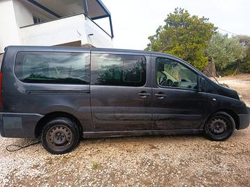 Fiat Scudo Passo Lungo - 9 Posti - Diesel