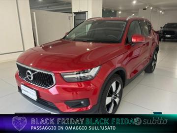 VOLVO XC40 T2 Geartronic Momentum Pro