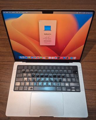 Apple MacBook Pro 14" M3