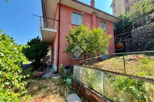 BIFAMILIARE A COGORNO