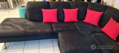 Divano in alcantara nera, linea Natuzzi 