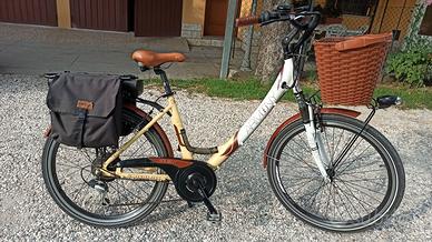 BICI PEDALATA ASSISTITA HARMONY RICCIONE ADVANCE