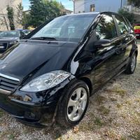 Mercedes-benz A 150 benzina elegance automatica