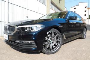 BMW 530d xDrive Touring INDIVIDUAL Pelle-Tetto-HUp