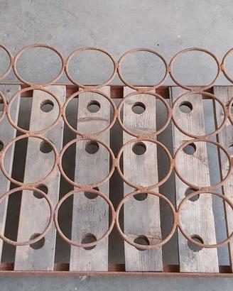 Cantinetta del vino porta bottiglie vintage