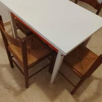 Tavolo da cucina perfetta..con sedie zona BRA 