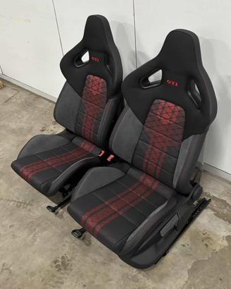 Sedili Recaro TCR anteriori per 5 porte