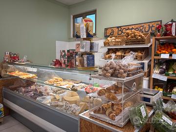 Alimentari /minimarket di paese