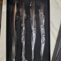 Set 4 coltelli da bistecca