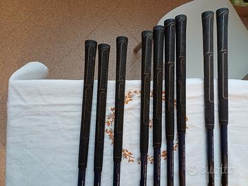 set mazze da golf - Pavia a 200 euro