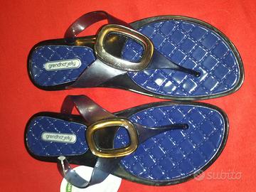STOCK 3 PAIA DI SANDALI