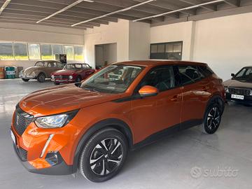 Peugeot 2008 BlueHDi 100 S&S Allure Navi Pack