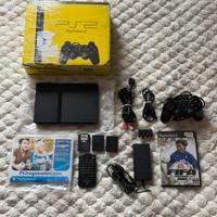 PlayStation 2 Slim Boxata + Accessori & Gioco