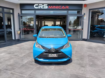 Toyota Aygo 1.0 VVT-i 69 CV 5 porte x-cool TSS