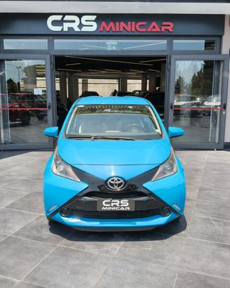 Toyota Aygo 1.0 VVT-i 69 CV 5 porte x-cool TSS