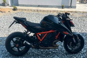 Ktm superduke 1290 r