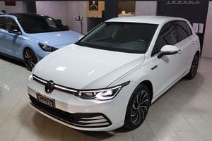 Volkswagen Golf Style 1.5 eTSI MHEV #9241