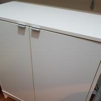 Ikea Effektiv, legno bianco due ante