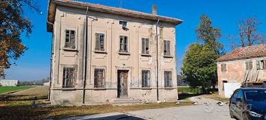 Rustico con terreno a Gonzaga MN