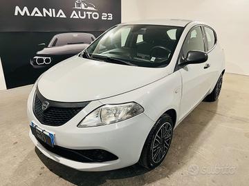 Lancia Ypsilon 1.0 69 CV 5 porte Ecochic Platinum*