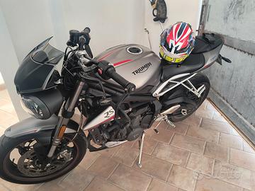 Triumph Street Triple - 2019