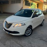 LANCIA Y 1.2 BENZINA 70 CV PARI NUOVO