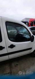 FIAT DOBLO 2009 - PORTA ANTERIORE DESTRO