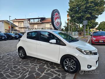 Toyota Yaris 1.0 5 porte Lounge