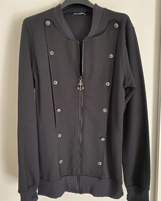 Felpa uomo con zip ed applicazioni in metallo