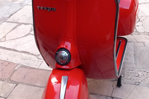Vespa 125 gtr