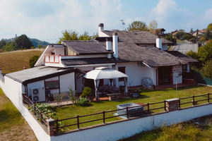 Villa  uni bifamiliare