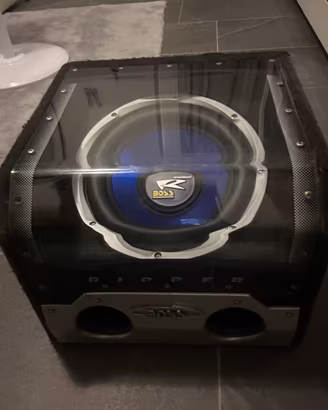 subwoofer e amplificatori