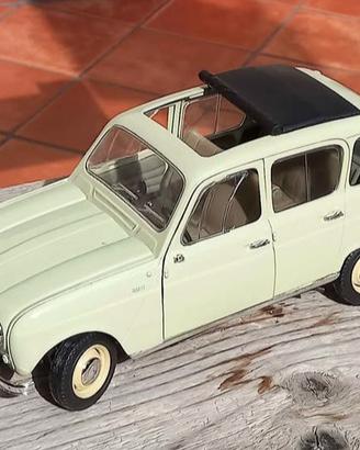 MODELLINO RENAULT 4 L DEL 1964 SCALA 1/18 SOLIDÒ