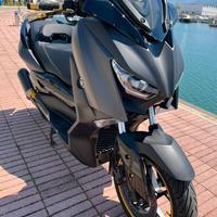 Yamaha X Max 300