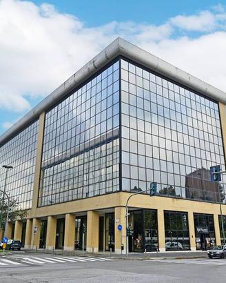 Immobile di 270 m² con più di 5 locali a Sesto San