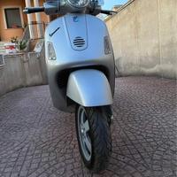Vespa gt 125