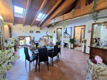 3 LOCALI A BRESCELLO