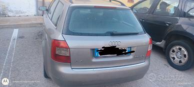 audi A4 TDI 2500 V6 180 CV con trazione quattro 
