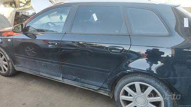 AUDI A3 SPORTBACK PORTA POSTERIORE SX