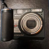 Fotocamera Nikon P50