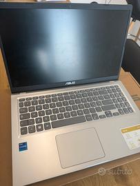 Laptop asus F515E